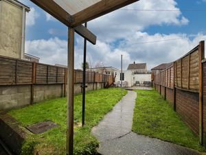 Photo 11- click for photo gallery